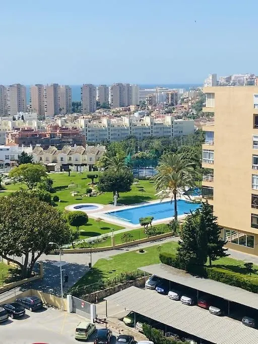 Alterhome Luminoso Estudio Con Piscina Y Maravillosas Vistas 토레몰리노스 0*,